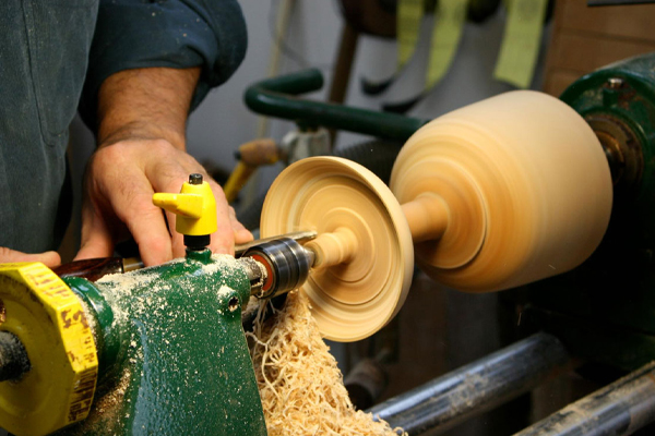 چگونه یک دستگاه تراشکاری بسازیم؟