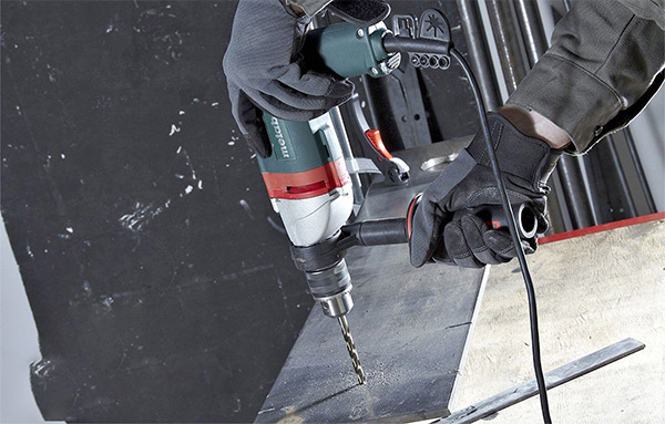 سوراخکاری فلزات با دریل